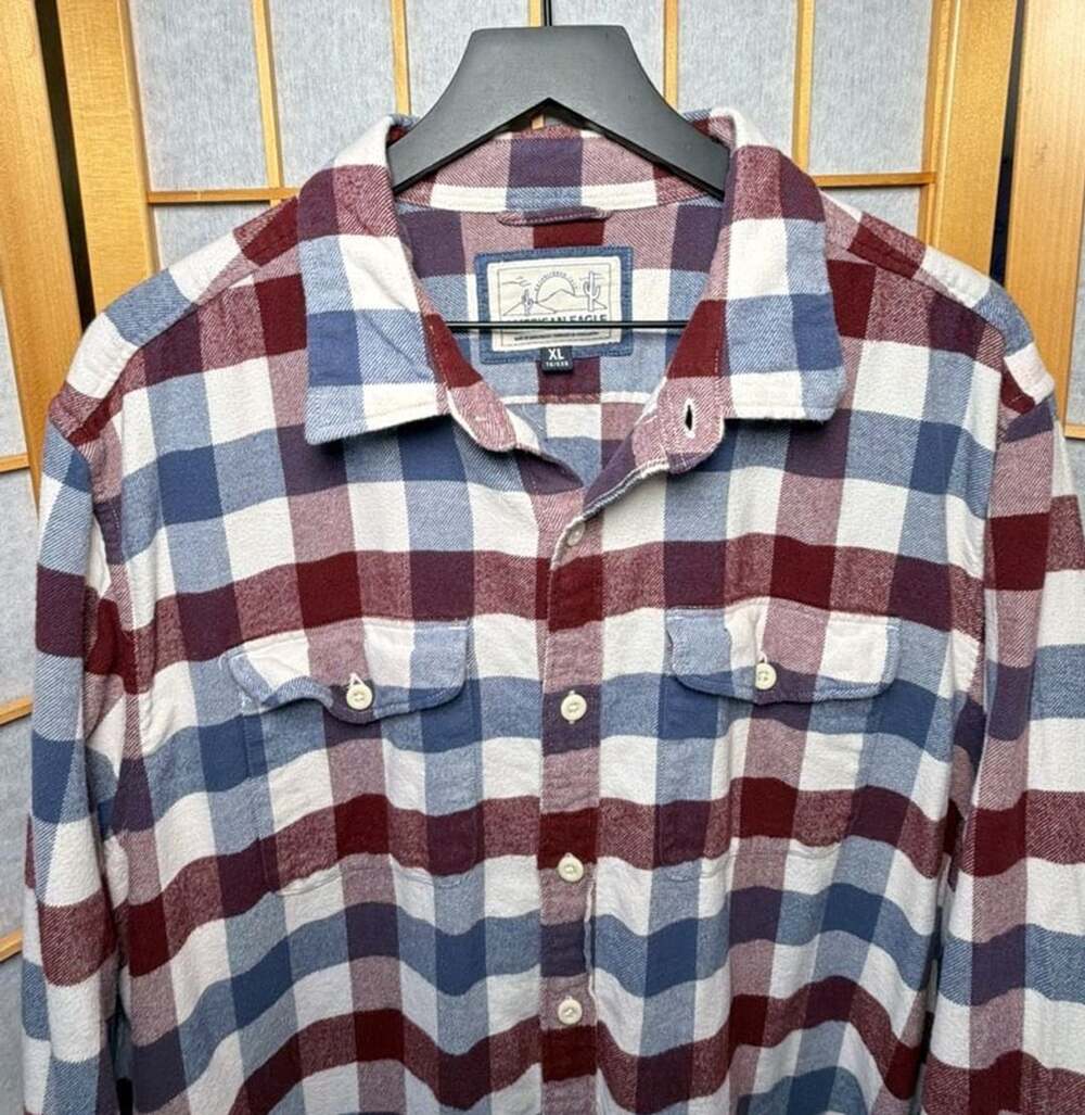 American Eagle Flannel Shirt Size XL Red Blue Plaid Button Up